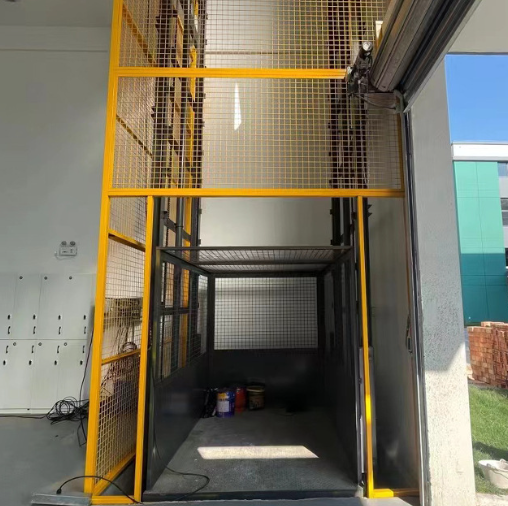 锦州导轨式升降机助力物流园破解运输难题